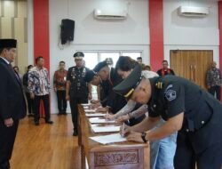 Lantik Pejabat Kanwil Kemenkum, Kurniaman: Beri Kontribusi Positif kepada Pembangunan Indonesia Menuju Indonesia Emas 2045