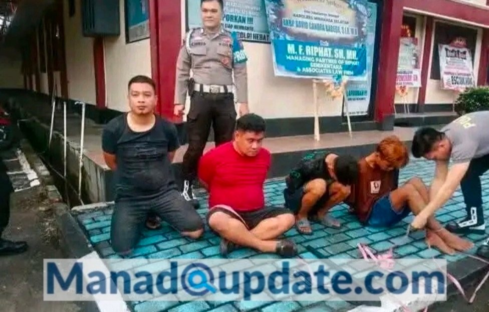 Empat kawanan polisi gadungan dibekuk petugas polisi polres Minsel saat mencoba melakukan pemerasan kepada seorang ASN pemkab minsel menggunakan pistol mainan, Kamis (16/01)