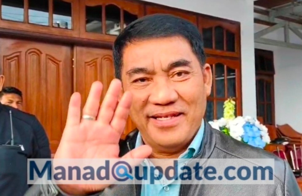 Terlihat, YSK tiba di kediaman sekira pukul 07.05 wita. Saat diwawancarai, YSK menyampaikan dirinya bersyukur tahapan di MK sudah berlangsung dengan baik.