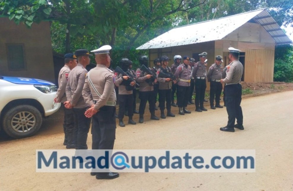 Polsek Ratatotok menggelar razia knalpot brong dan senjata tajam untuk memberikan rasa nyaman bagi warga juga menciptakan suasana tertib di wilayah Polsek Ratatotok. Hal ini juga merupakan upaya kepolisian dalam menciptakan suasana kondusif dan nyaman.