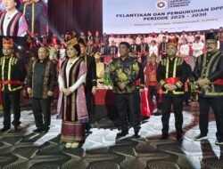 Hadiri Pengukuhan dan Pelantikkan KKK, Gubernur YSK Pesan Jaga Persatuan dan Kekompakan